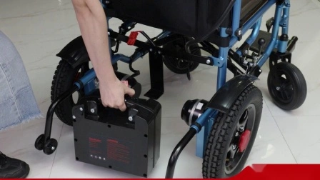 Prix ​​compétitif et nouveau design pour le fauteuil roulant électrique pliable léger pour personnes handicapées de conception humanisée Topmedi